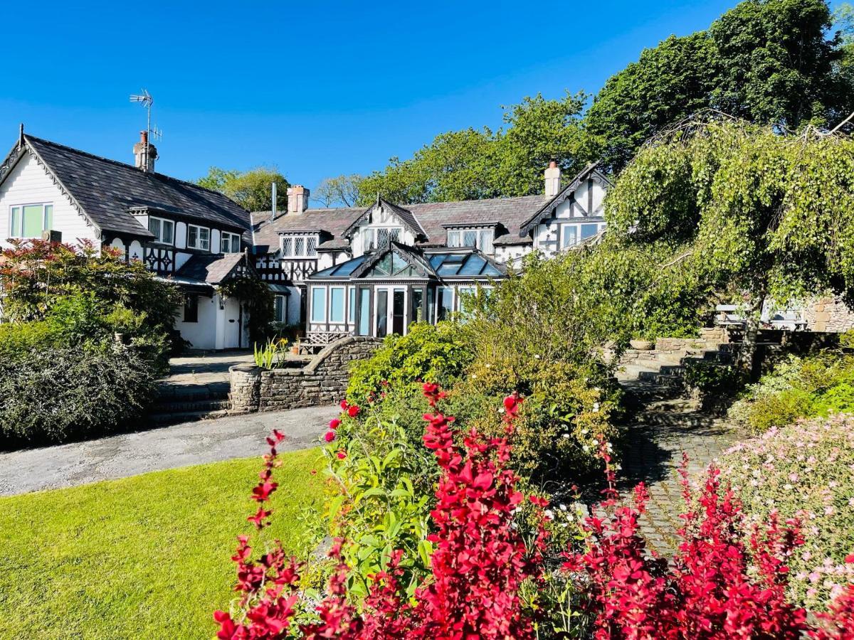 Pentre Cerrig Country House Llanferres ภายนอก รูปภาพ