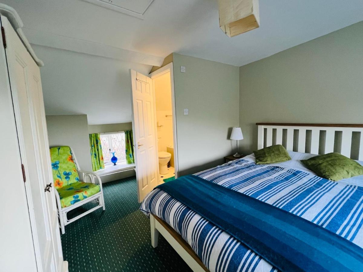 Pentre Cerrig Country House Llanferres ภายนอก รูปภาพ
