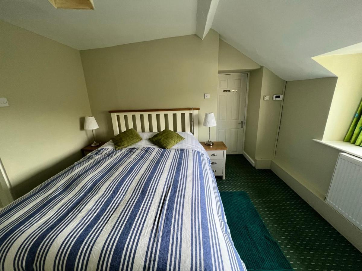 Pentre Cerrig Country House Llanferres ภายนอก รูปภาพ